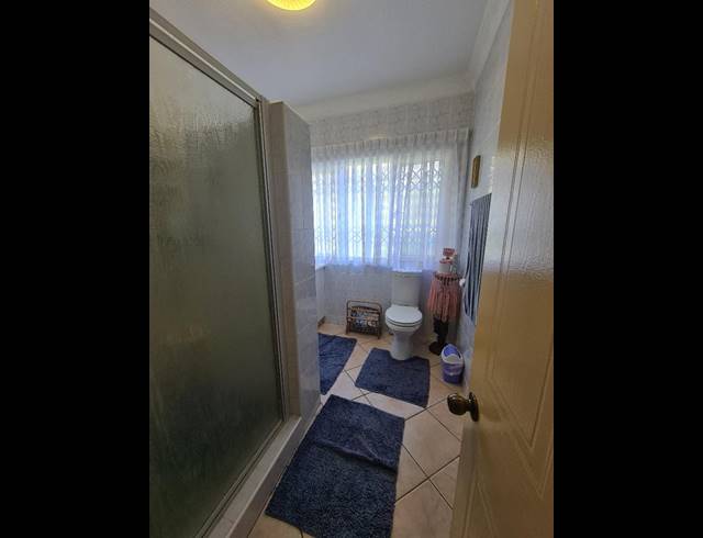 4 BEDROOM TOWNHOUSE FOR SALE IN SHELLY BEACH